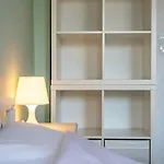 Pavlina's Three Minutes From Lejlighed Tolón