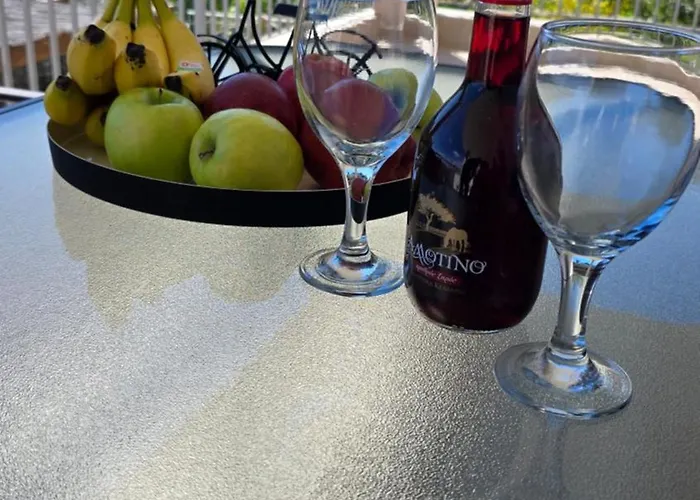 דירה Pavlina's Three Minutes From